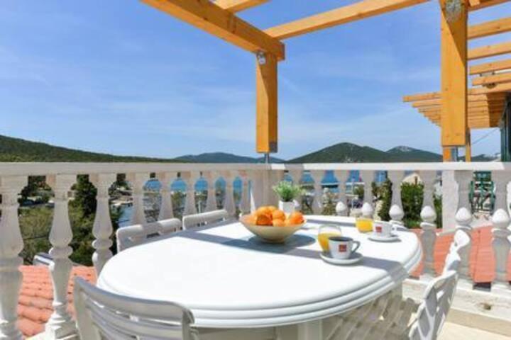 Apartments Pero Zapuntel Екстер'єр фото